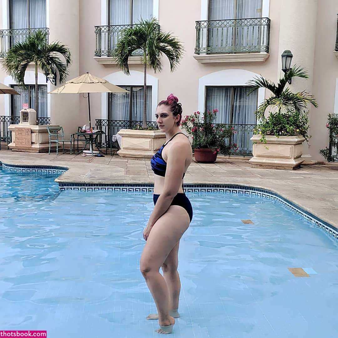 Swimbananas Photo #30