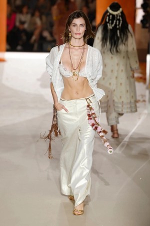 Rebecca Donaldson Photo #7