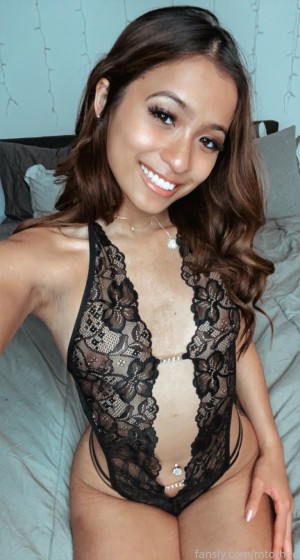 Maddy Coles Photo #16