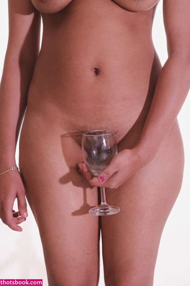 Resmi Nair Photo #11