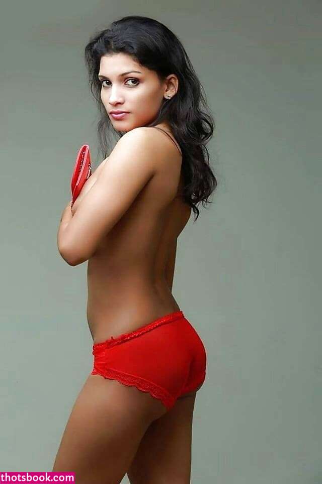 Resmi Nair Photo #49