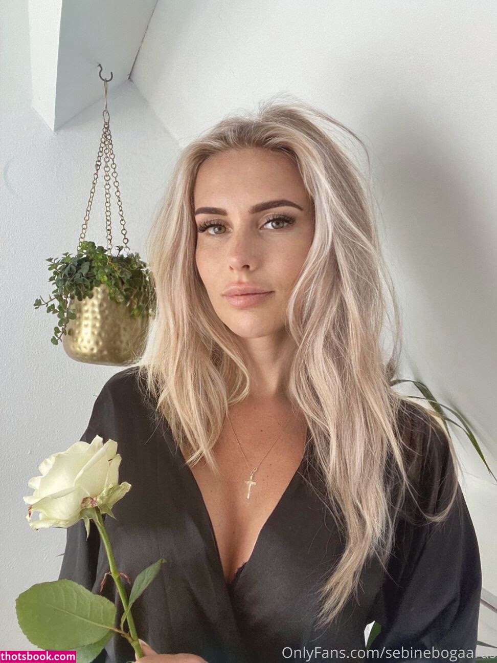 Sebine Bogaards Photo #36