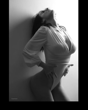 valeriaflagella Post #4