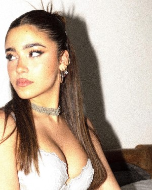 Yasmin Barbieri Photo #5