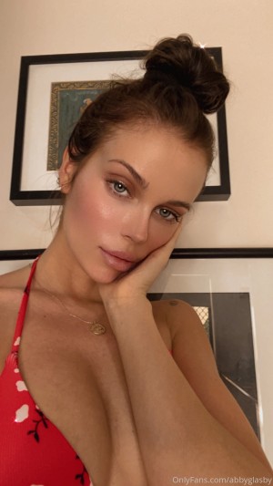 Abby Glasby Photo #5