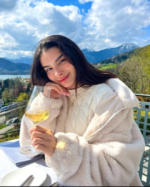 Cami Romero Photo #3