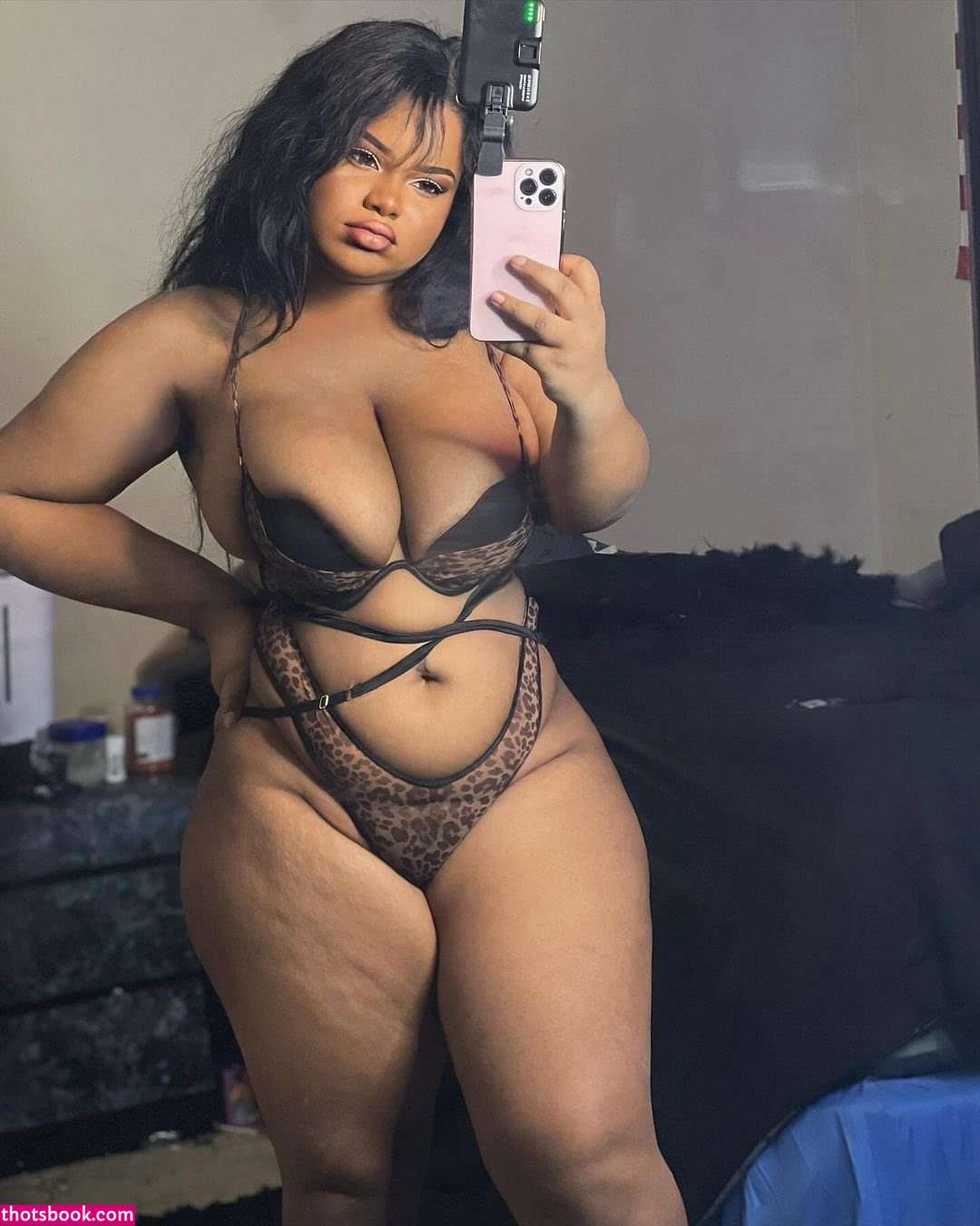 Jasmyn Mai Photo #12