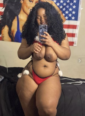 Jasmyn Mai Photo #15