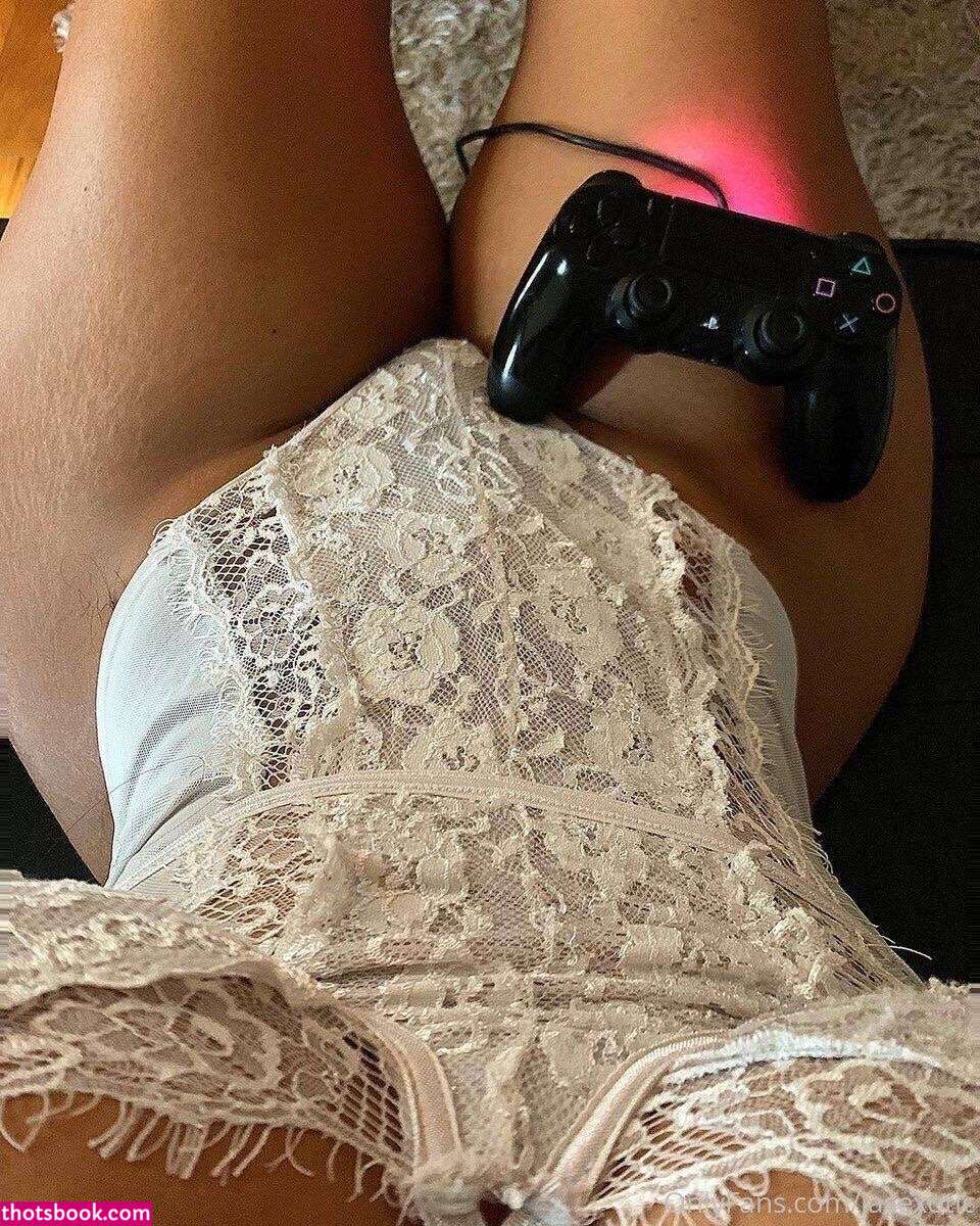 Jasmyn Mai Photo #22