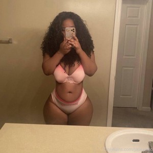 Jasmyn Mai Photo #21