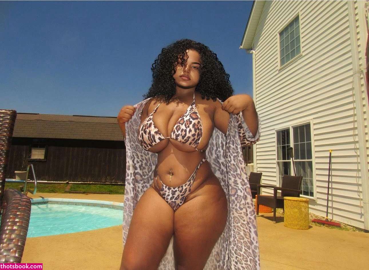 Jasmyn Mai Photo #37