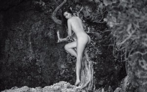 Jessica Clements Photo #2