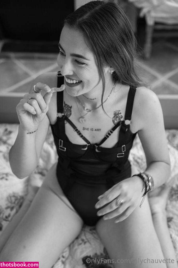 lalychauvette Photo #3