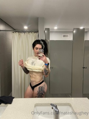 Natasha Aughey Photo #18