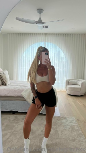 Nicole Grace Photo #25