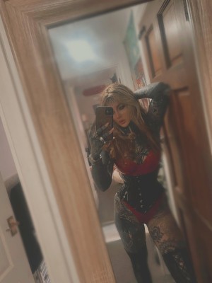 Sophie Wilde Photo #12