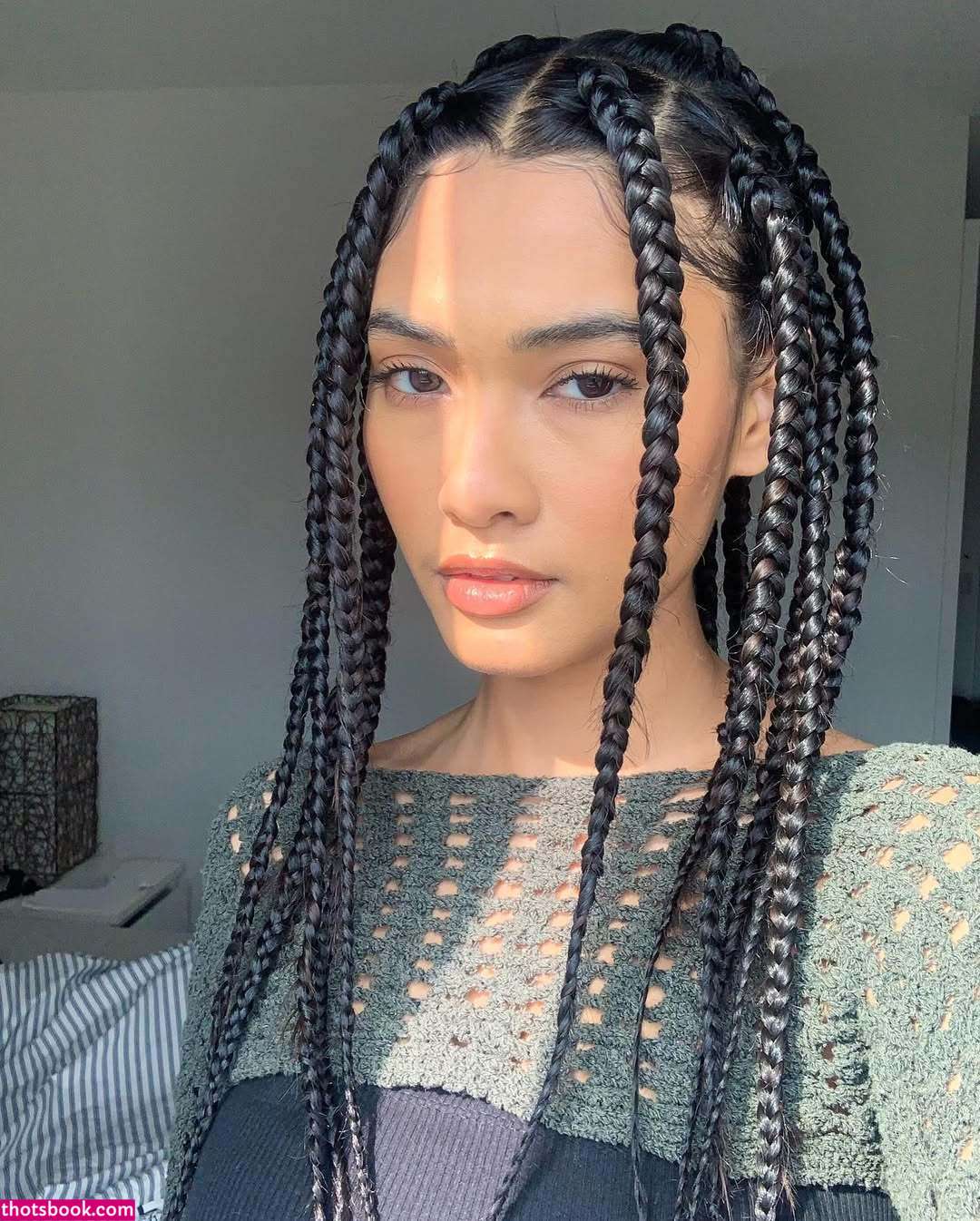 Thuzar Wint Lwin Photo #11