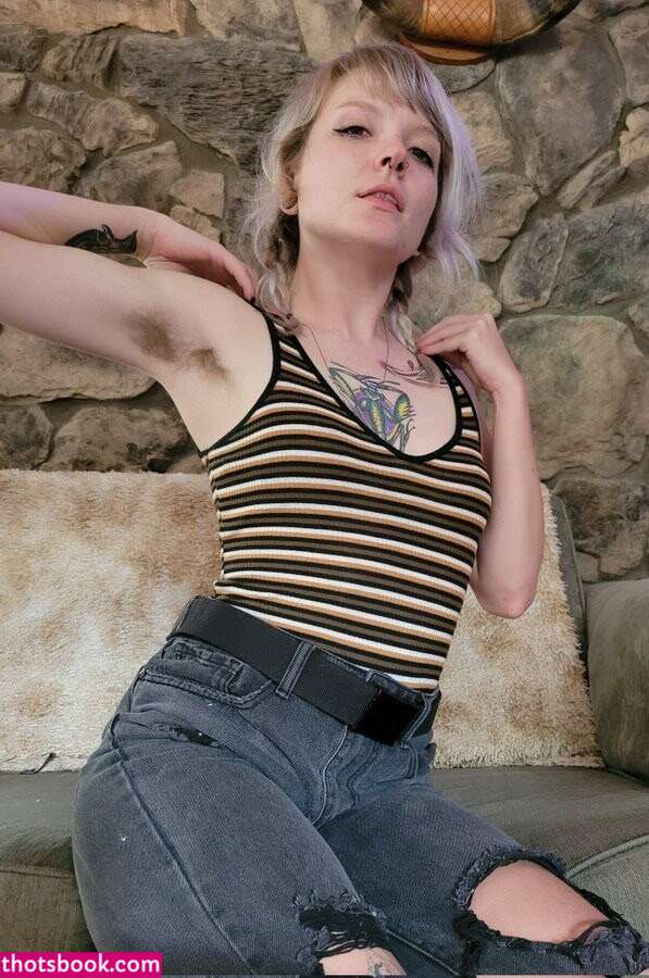 sweetfaebelle Photo #30