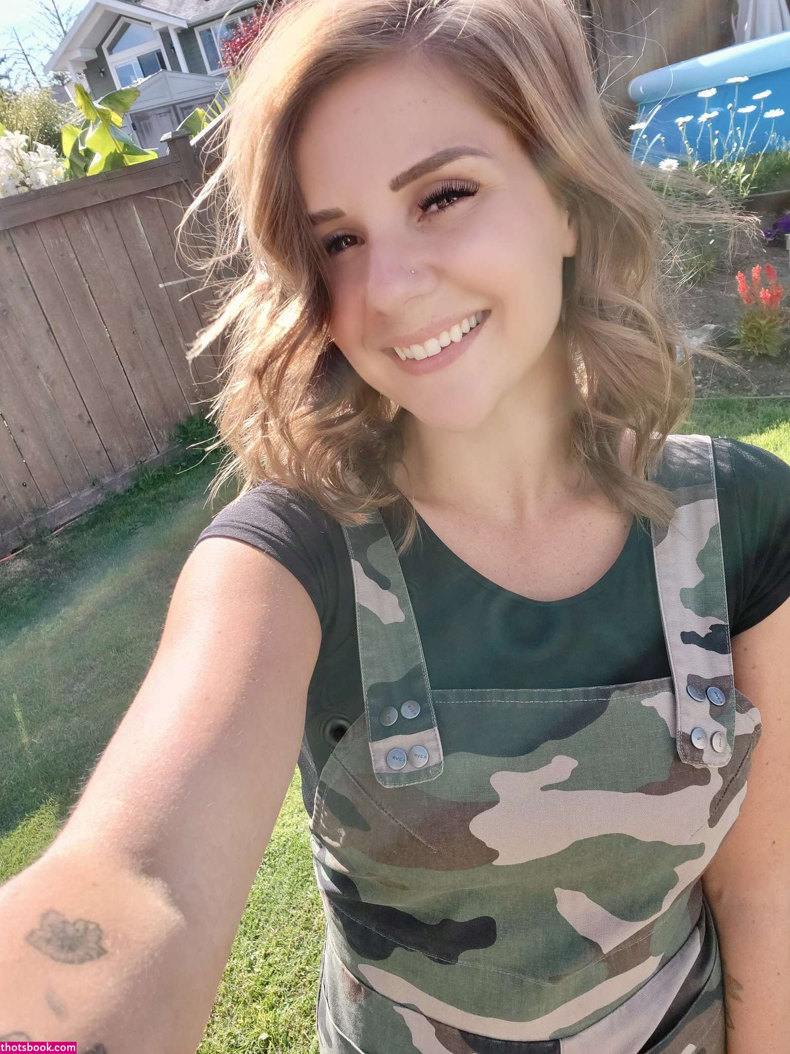 Adora Amour Photo #20