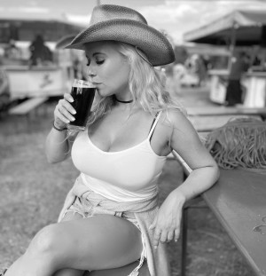 Steffi Landerer Post #1