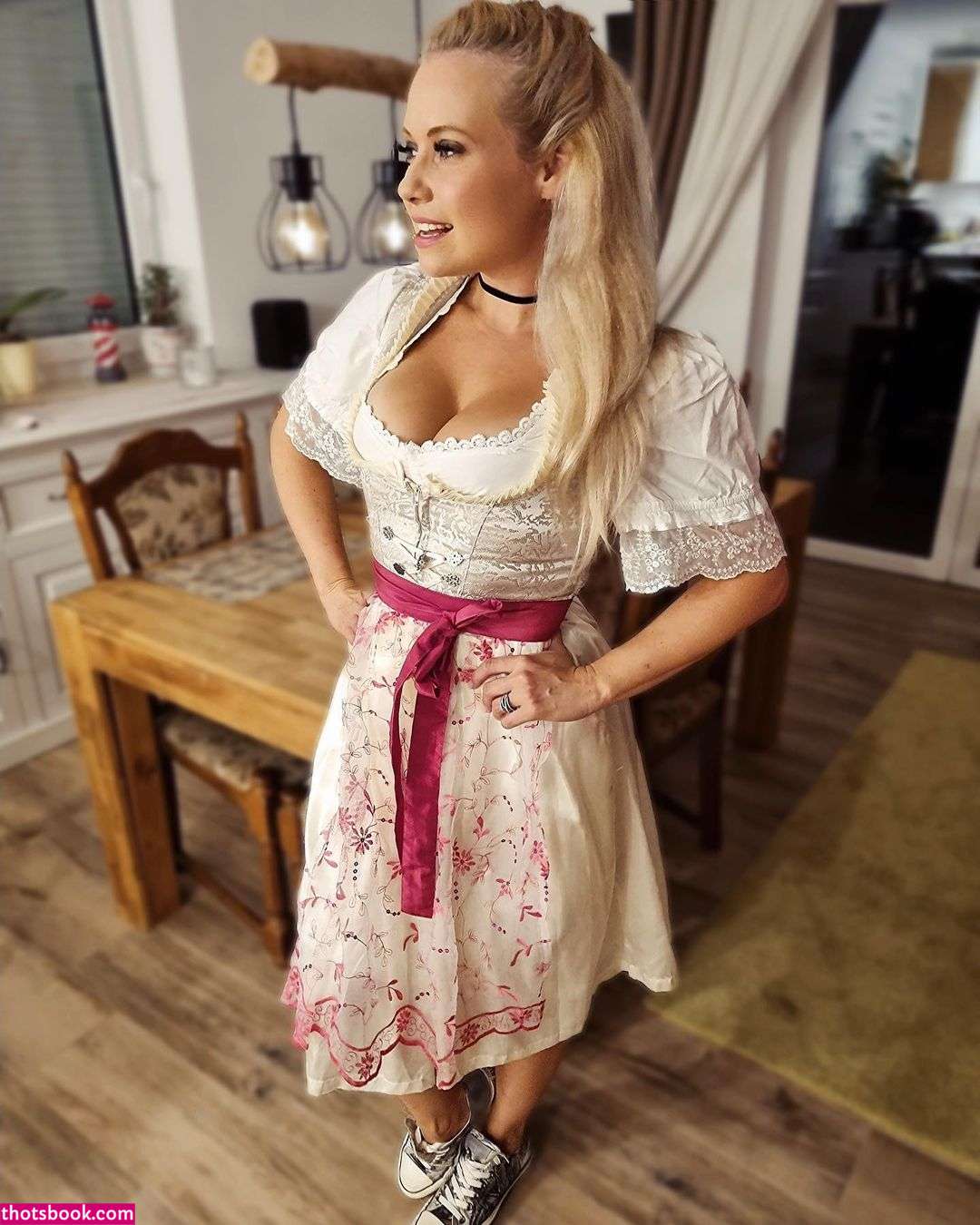 Steffi Landerer Photo #24