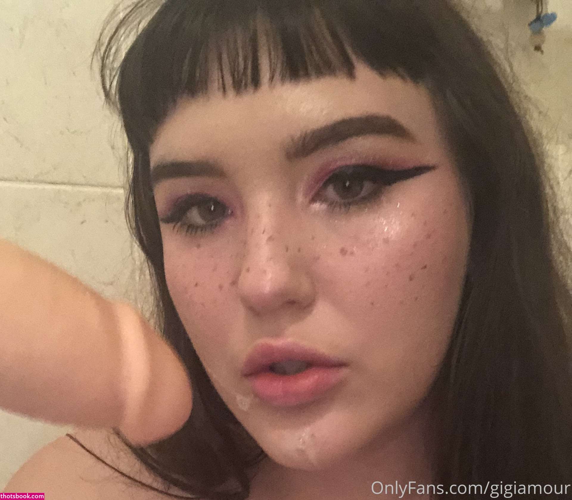 Gigi Amour Photo #23