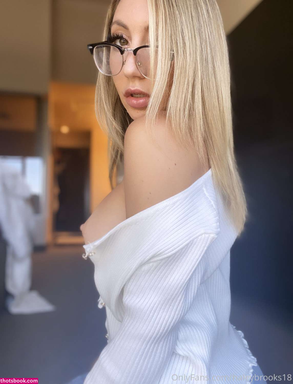 Haley Brooks Photo #30