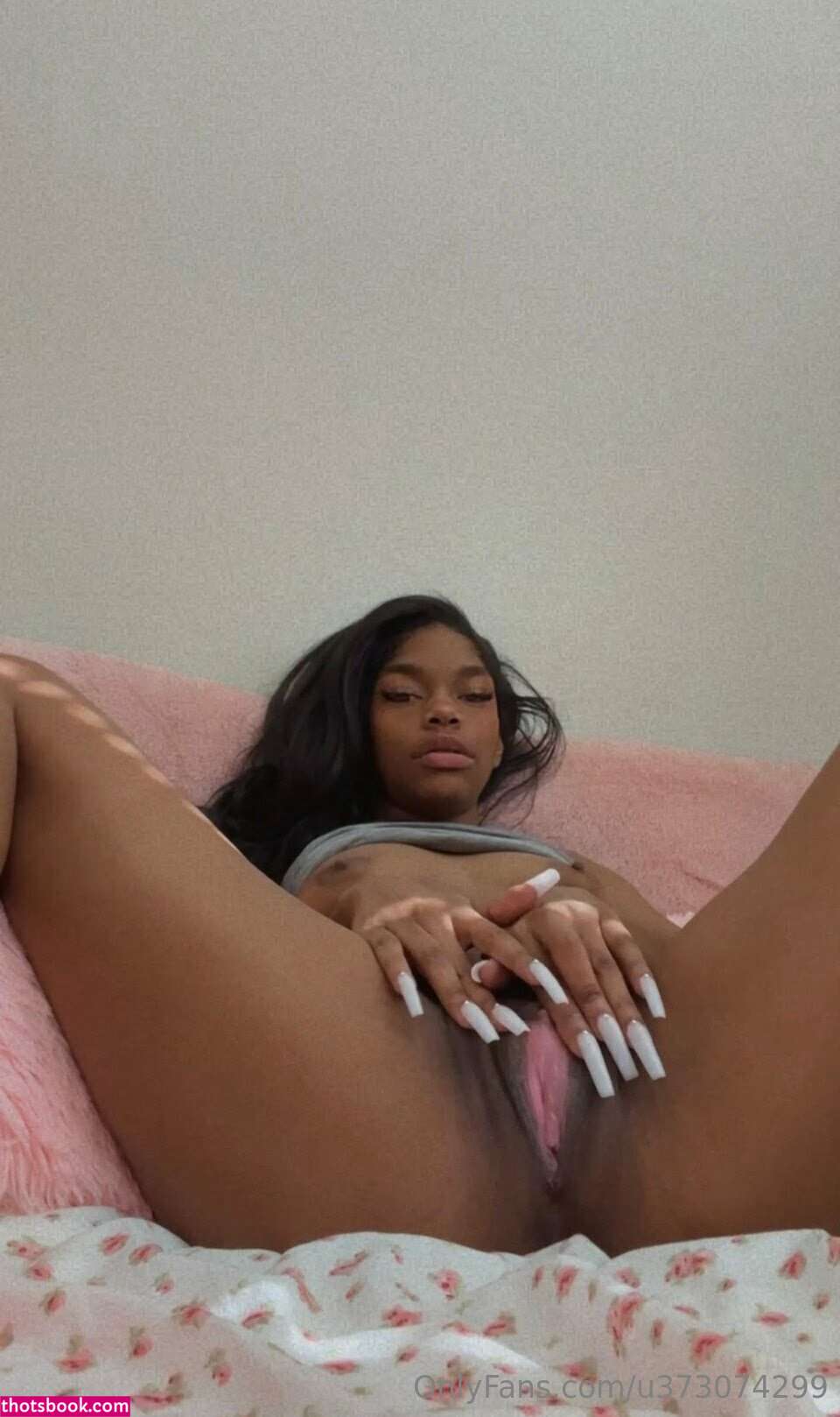 petiteebonyangel Photo #18