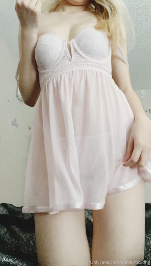 Christina Xiong Photo #13