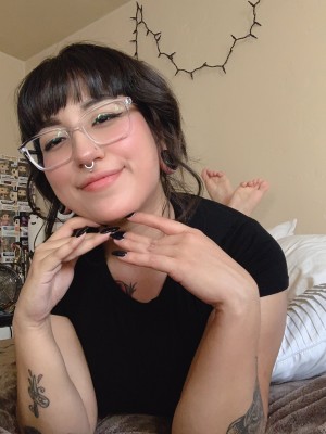 Damnitselin Photo #3