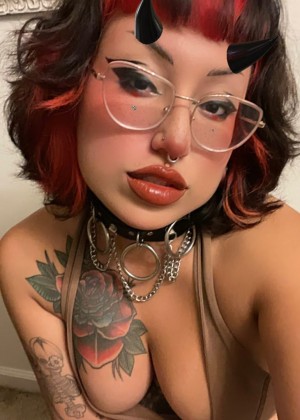 Damnitselin Photo #15