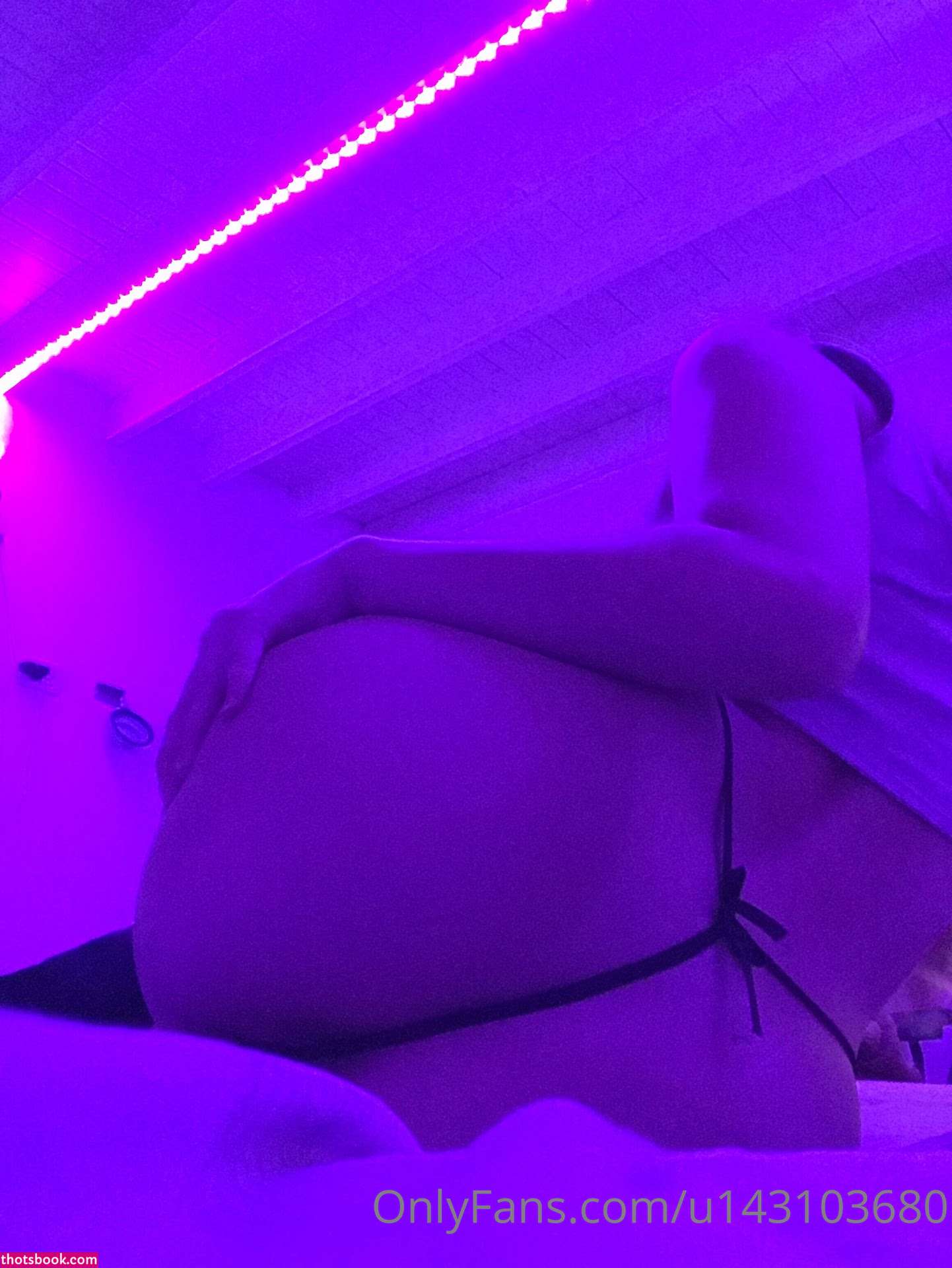 Esmeralditaa Photo #37