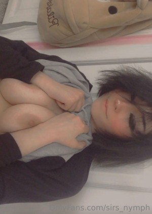 Sirs Nymph Photo #22