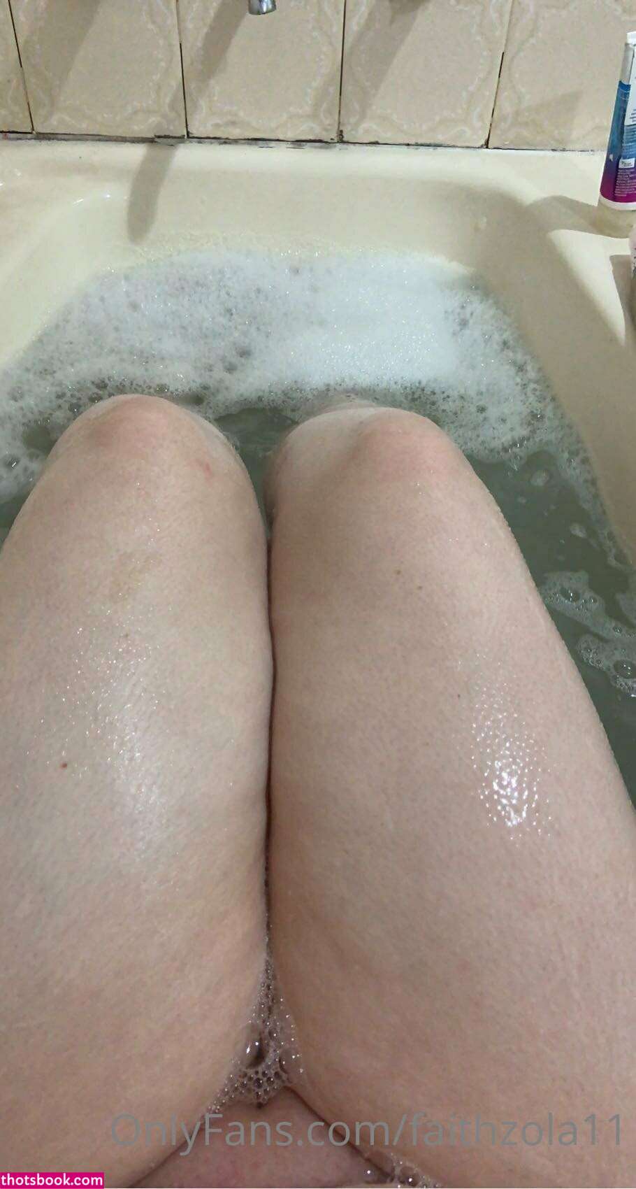 Faithzola11 Photo #4