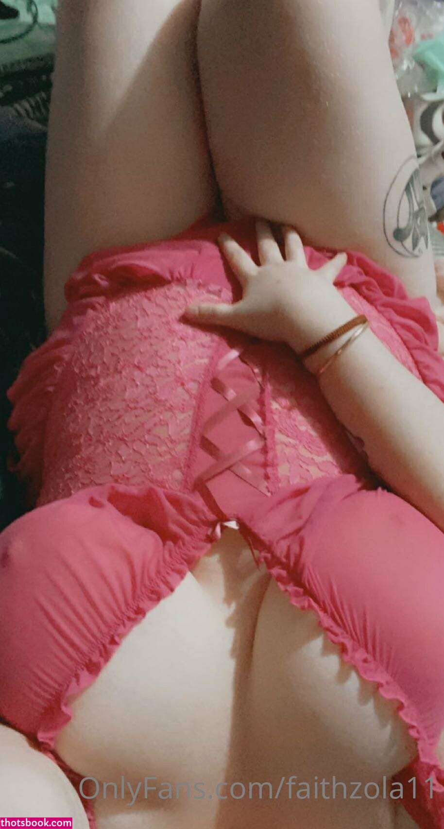 Faithzola11 Photo #17