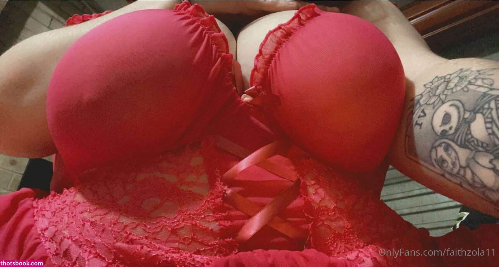 Faithzola11 Photo #34