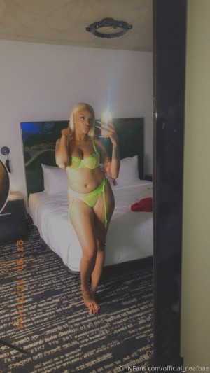 Officialdeafbae Photo #19