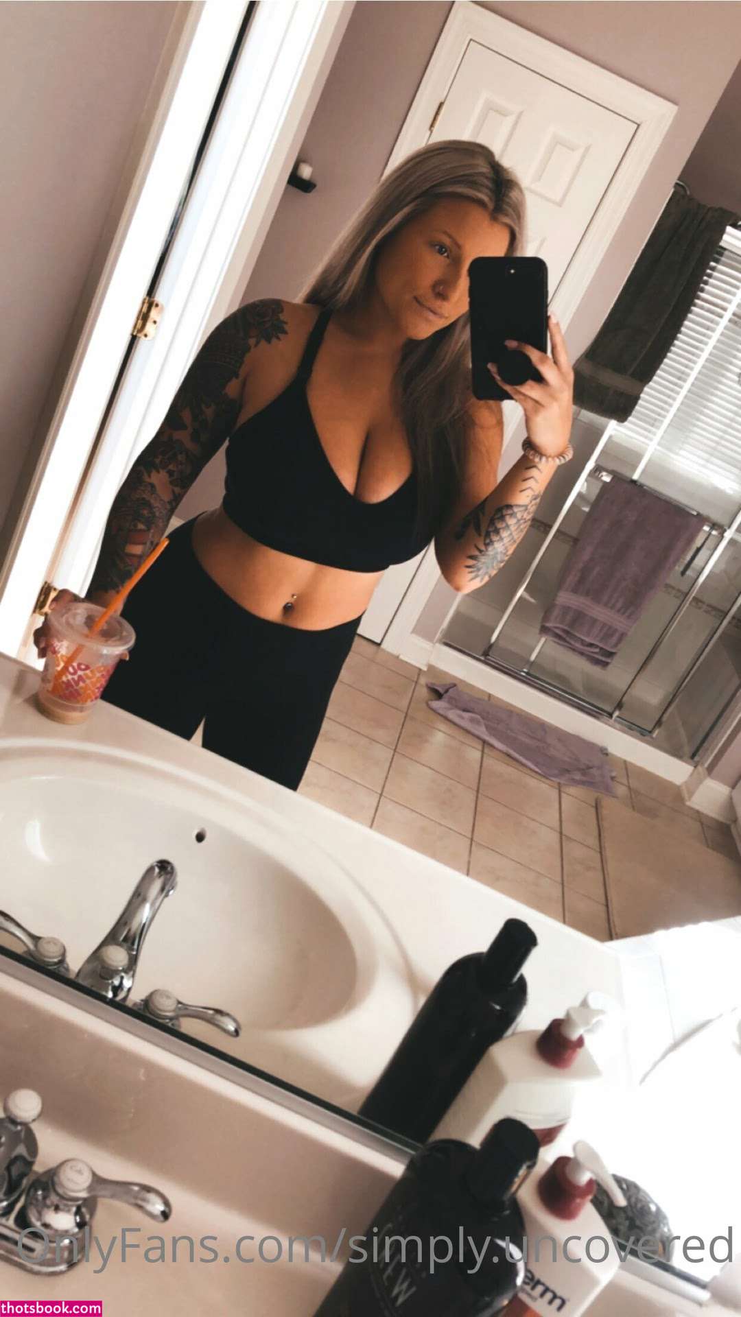 Simplyuncovered Photo #13