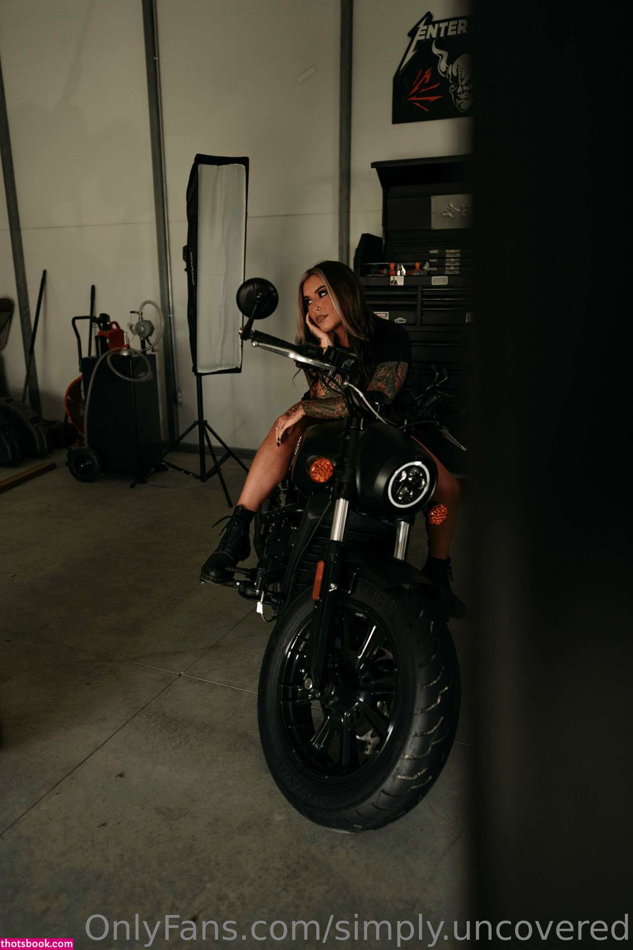 Simplyuncovered Photo #37