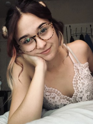 yourqueenals Photo #3