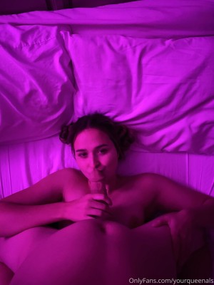 yourqueenals Photo #29