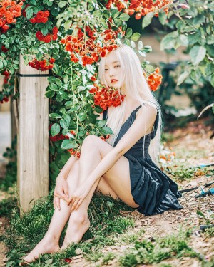 Berry Berryin Photo #6