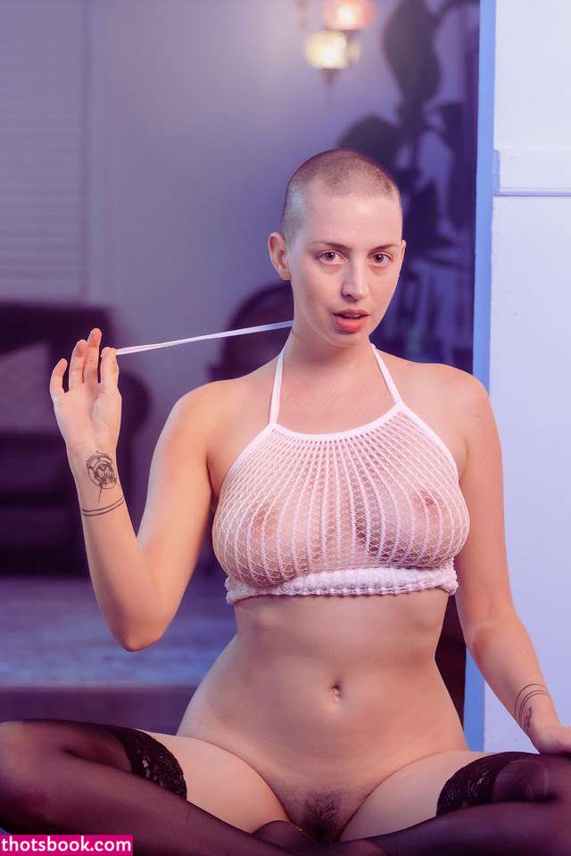 Onekatmalone Photo #59