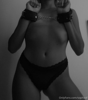sophxof Photo #20