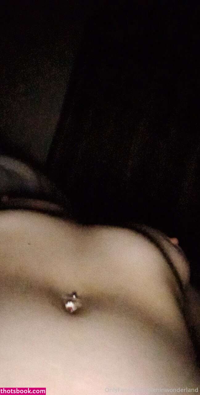 Alieninwonderland Photo #15