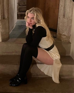 Anais Gallagher Photo #11