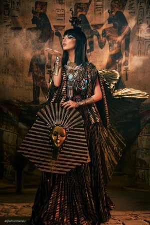 Arabella Gregory Photo #14