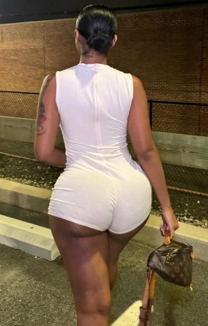 Ashley Burgos Photo #7