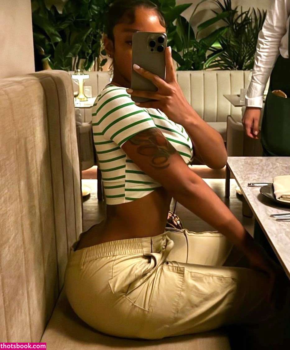 Ashley Burgos Photo #23