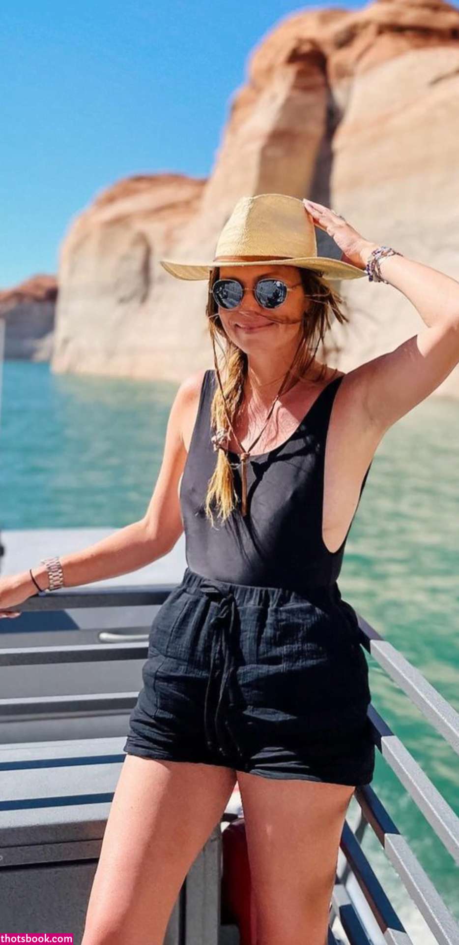 Emily Hart Photo #24